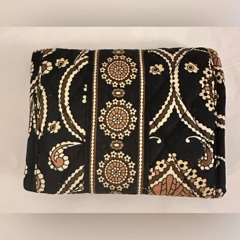 Vera Bradley Trifold Wallet Cafe Latte Paisley Brown and Black Print - Picture 2 of 4